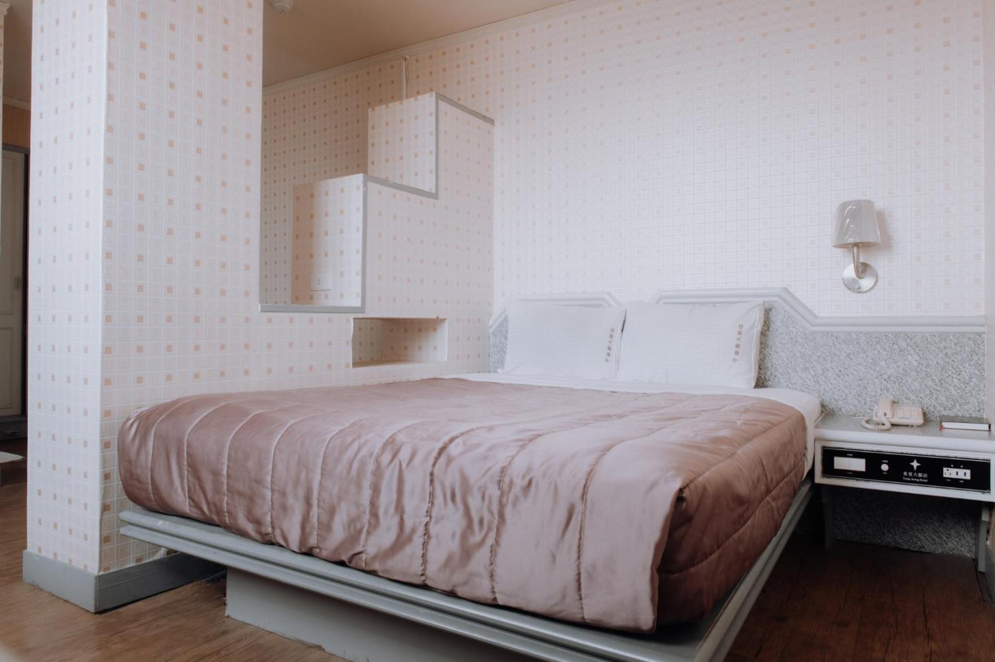 Tong Hsin Hotel Pingtung Zewnętrze zdjęcie