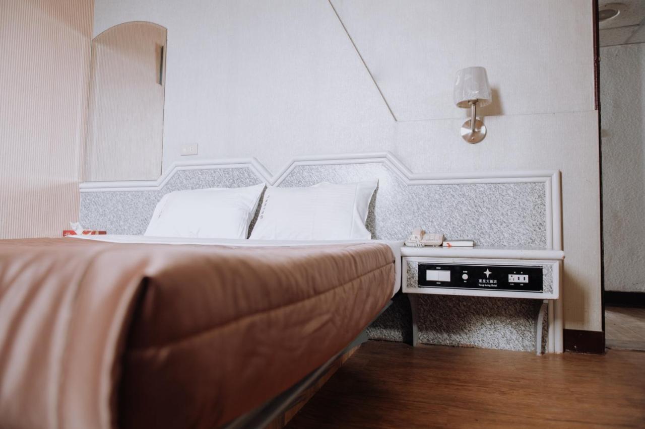 Tong Hsin Hotel Pingtung Zewnętrze zdjęcie