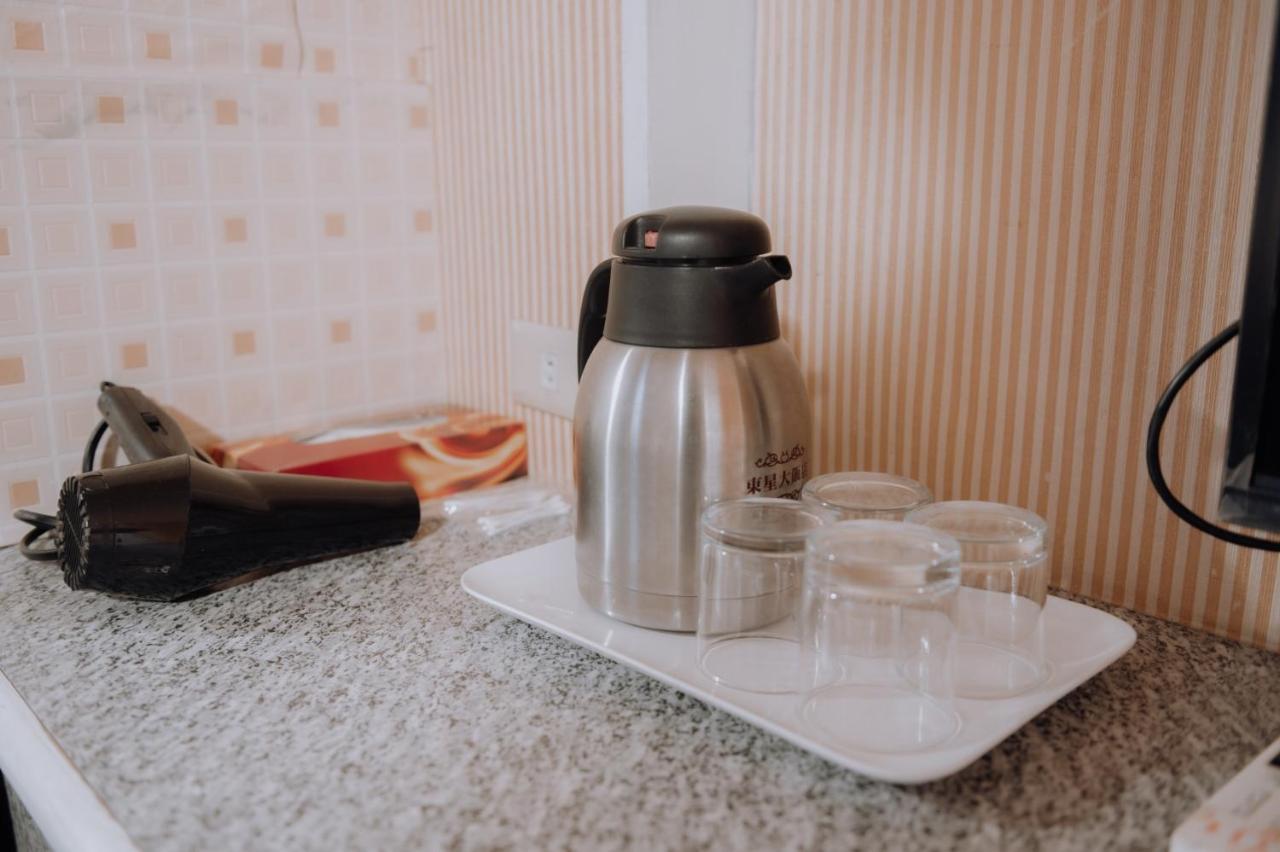 Tong Hsin Hotel Pingtung Zewnętrze zdjęcie