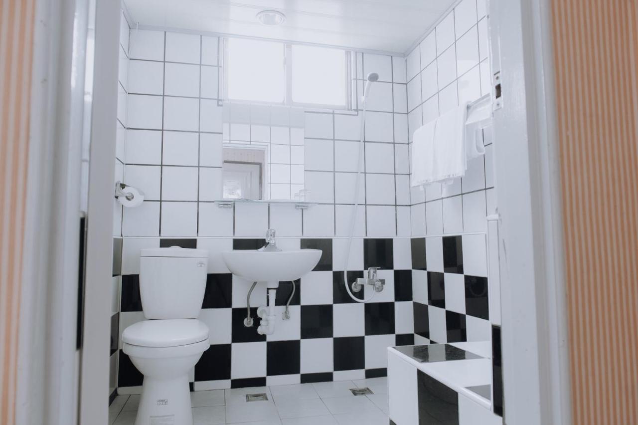 Tong Hsin Hotel Pingtung Zewnętrze zdjęcie