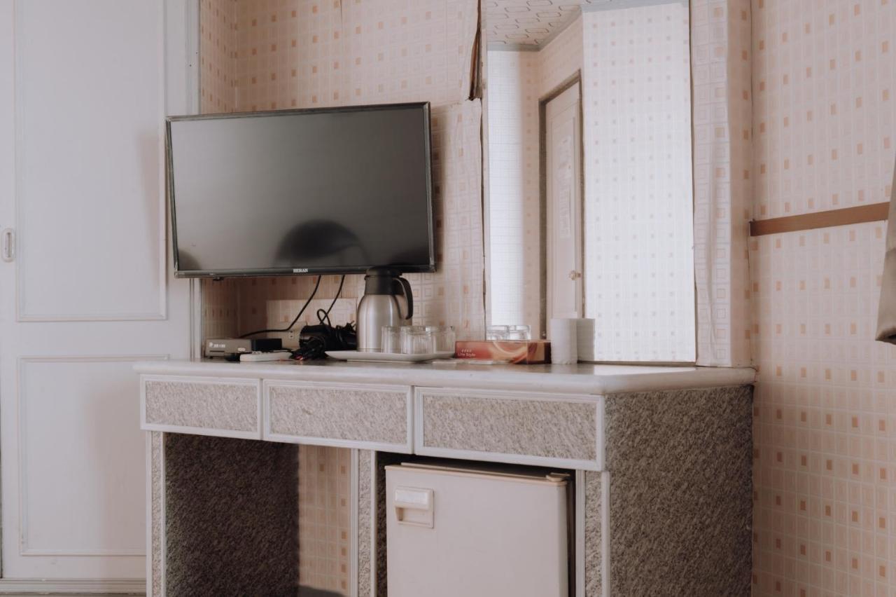 Tong Hsin Hotel Pingtung Zewnętrze zdjęcie