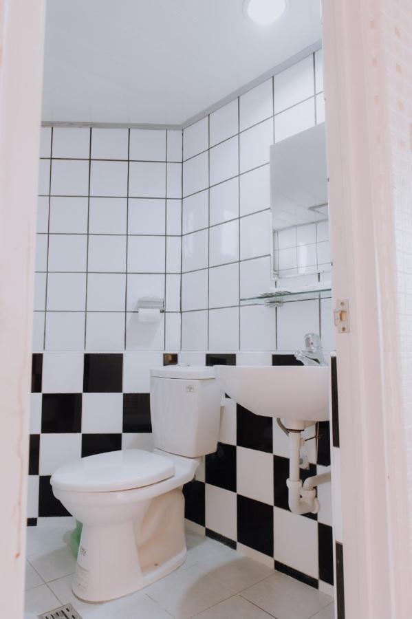 Tong Hsin Hotel Pingtung Zewnętrze zdjęcie