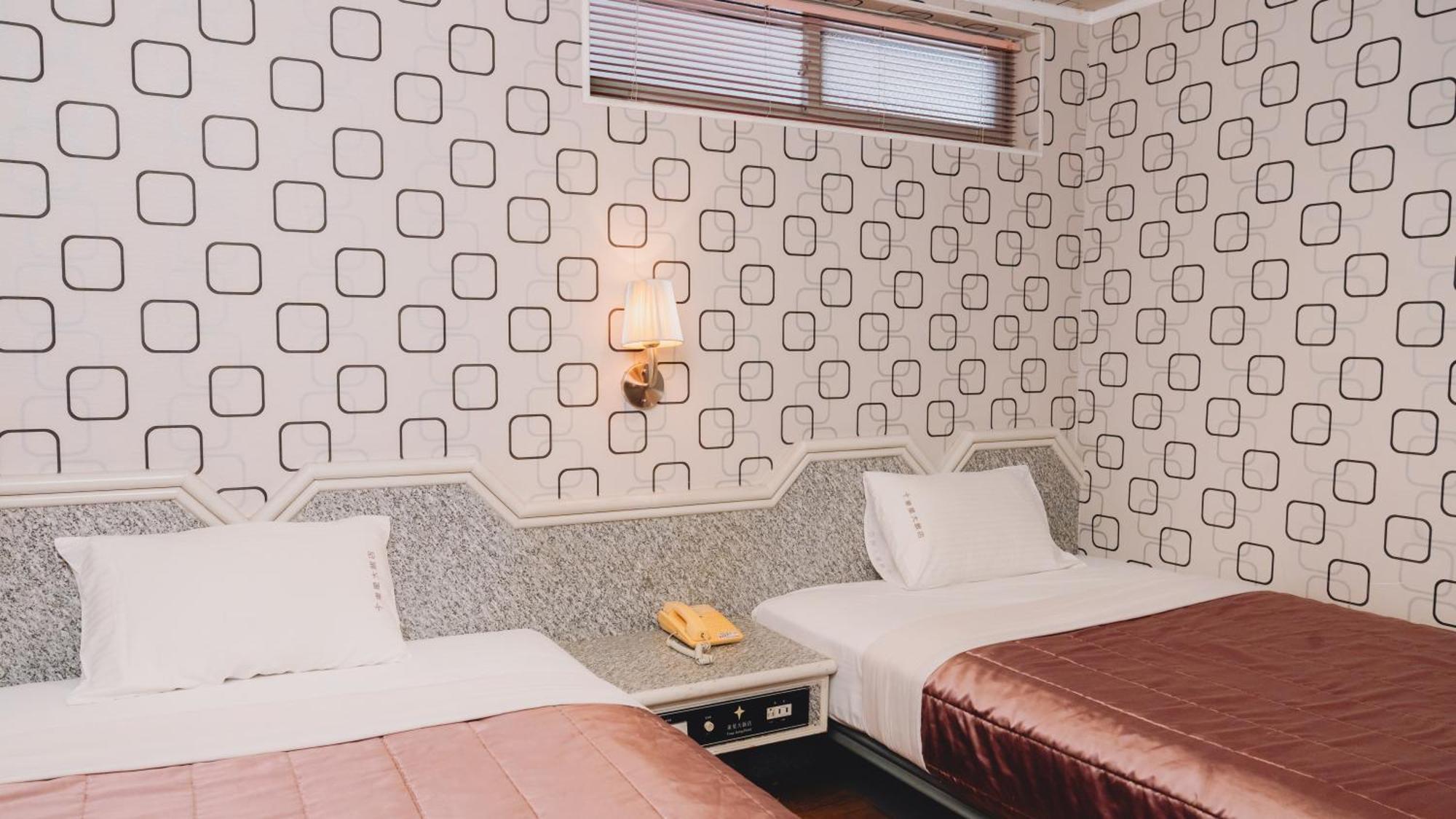 Tong Hsin Hotel Pingtung Zewnętrze zdjęcie
