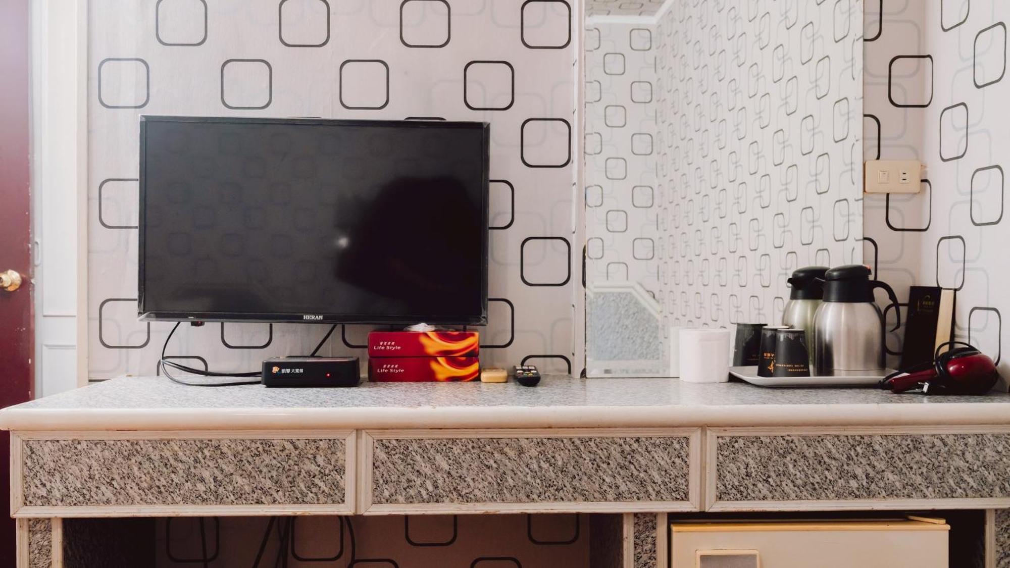 Tong Hsin Hotel Pingtung Zewnętrze zdjęcie